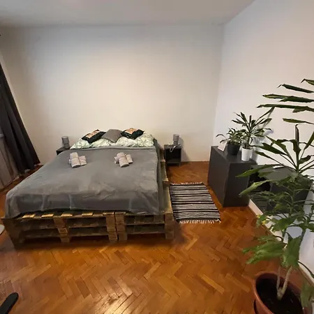 Utulny Blizko Centra Kosic Kösice